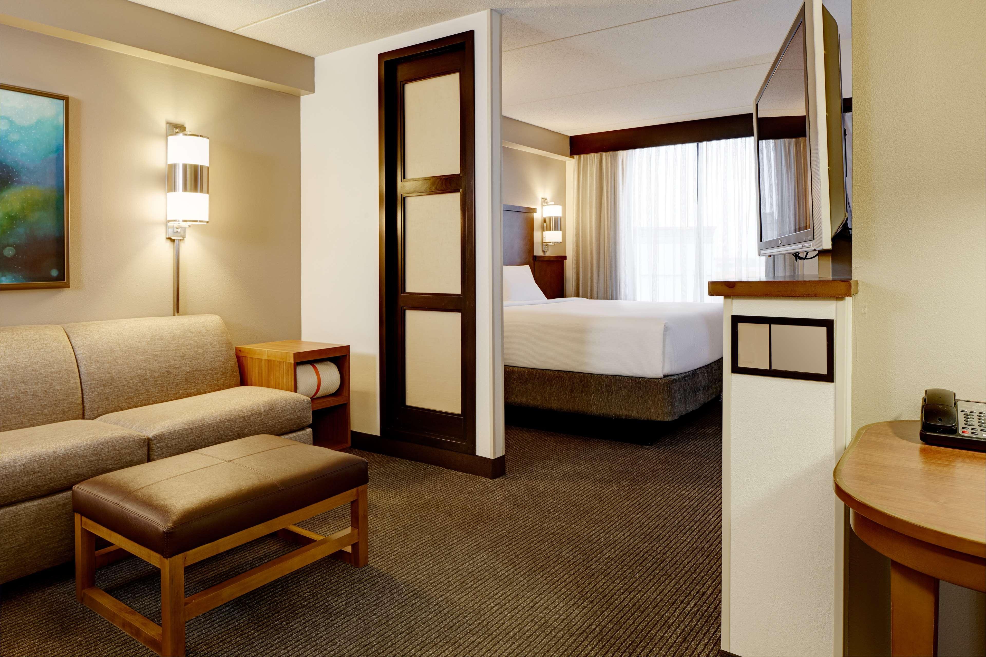 Hyatt Place Dallas North By The Galleria Addison Exterior photo