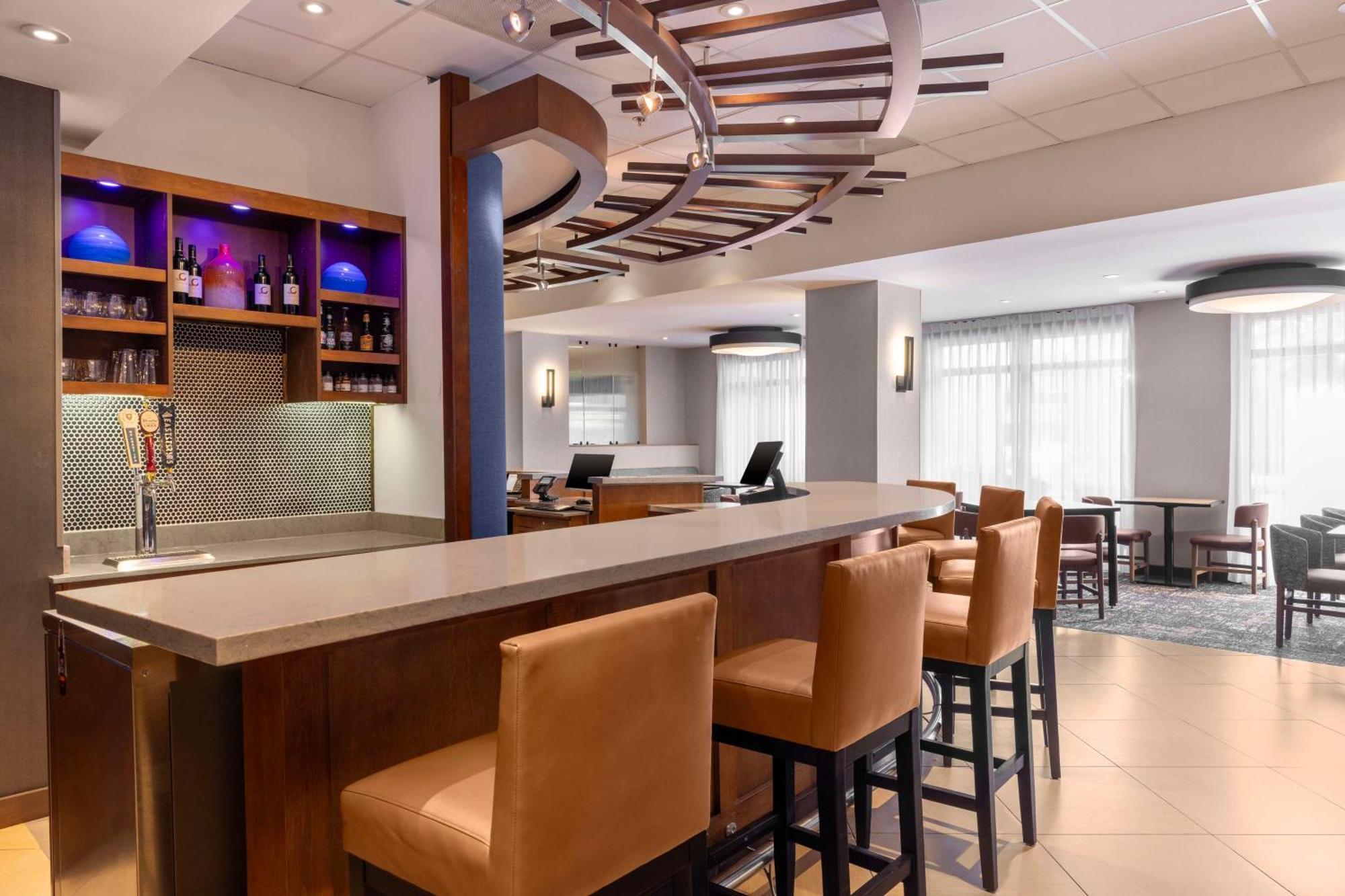 Hyatt Place Dallas North By The Galleria Addison Exterior photo