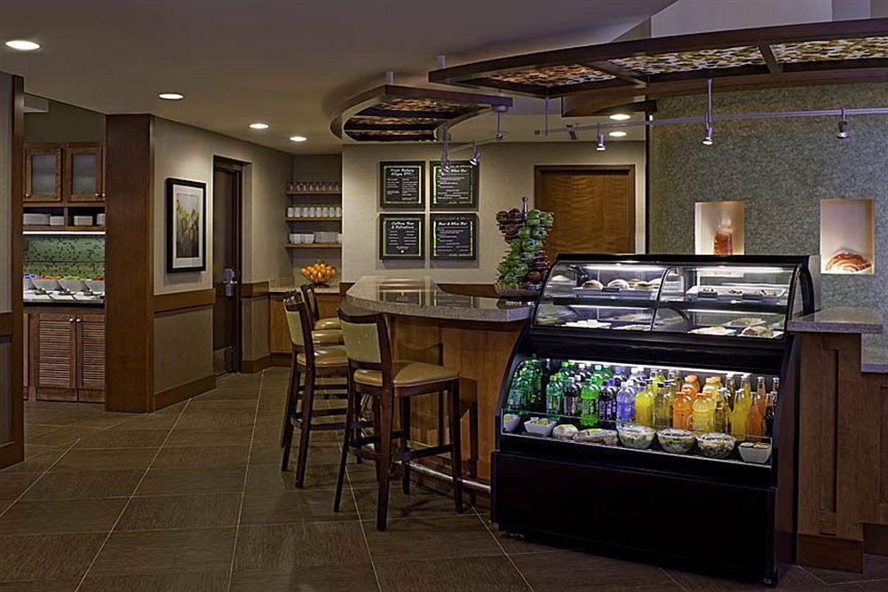 Hyatt Place Dallas North By The Galleria Addison Restaurant photo